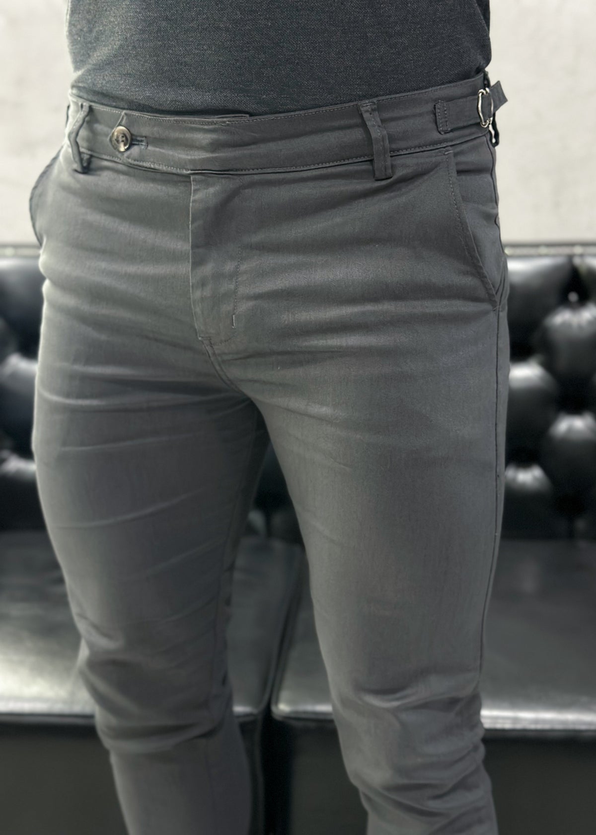 Calça Alfaiataria c/ Ajuste Cinza Sarja