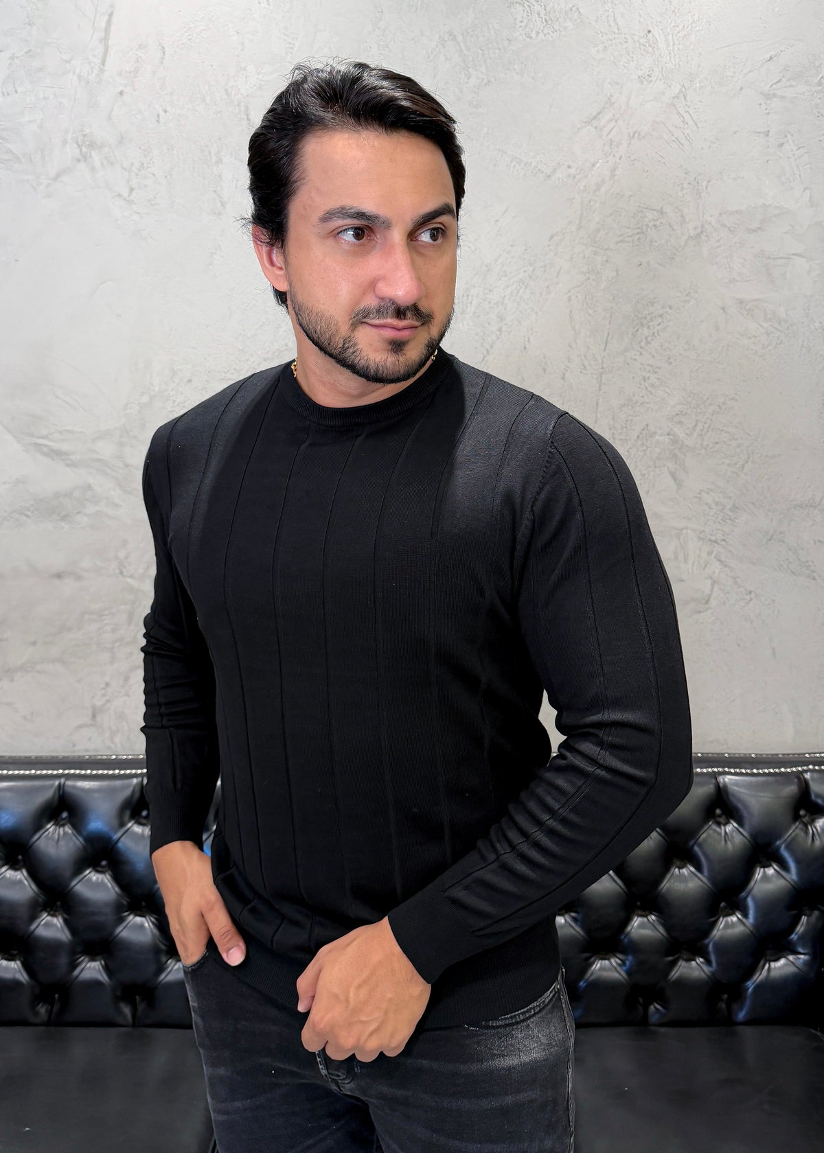 Suéter em Tricô Canelada Preto