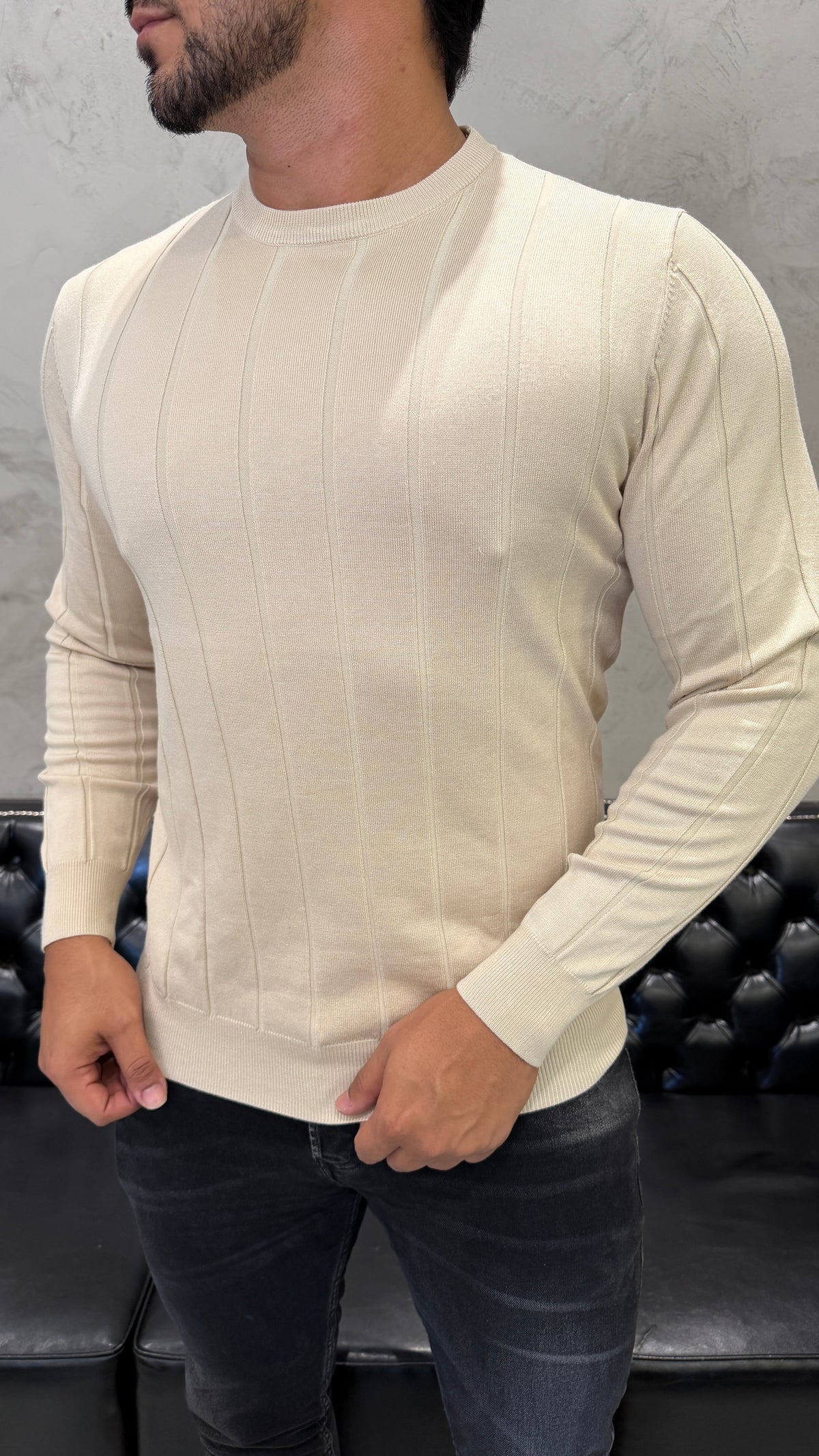 Suéter em Tricô Canelada Bege