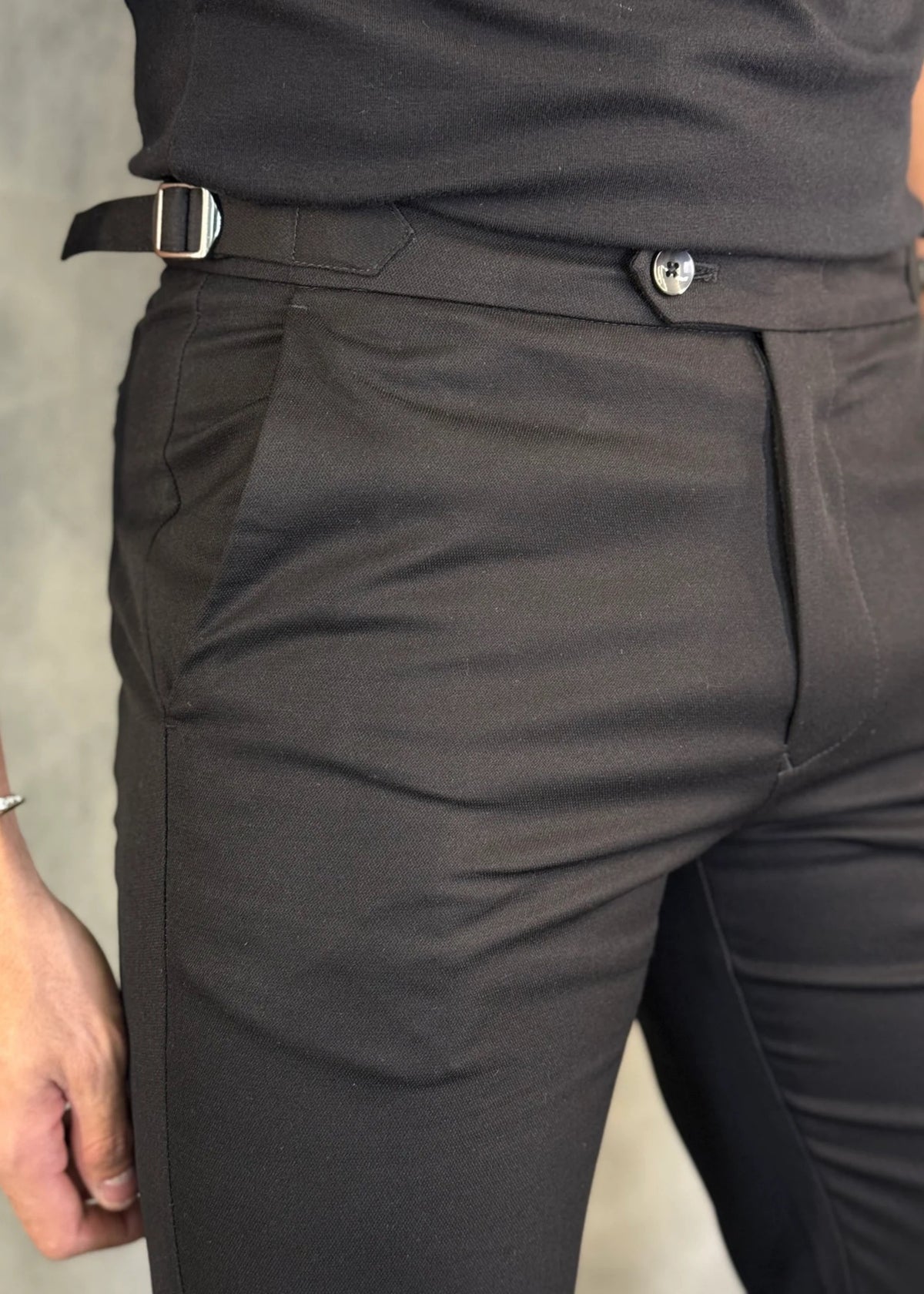 Calça Alfaiataria Skinny Ajuste Fivela