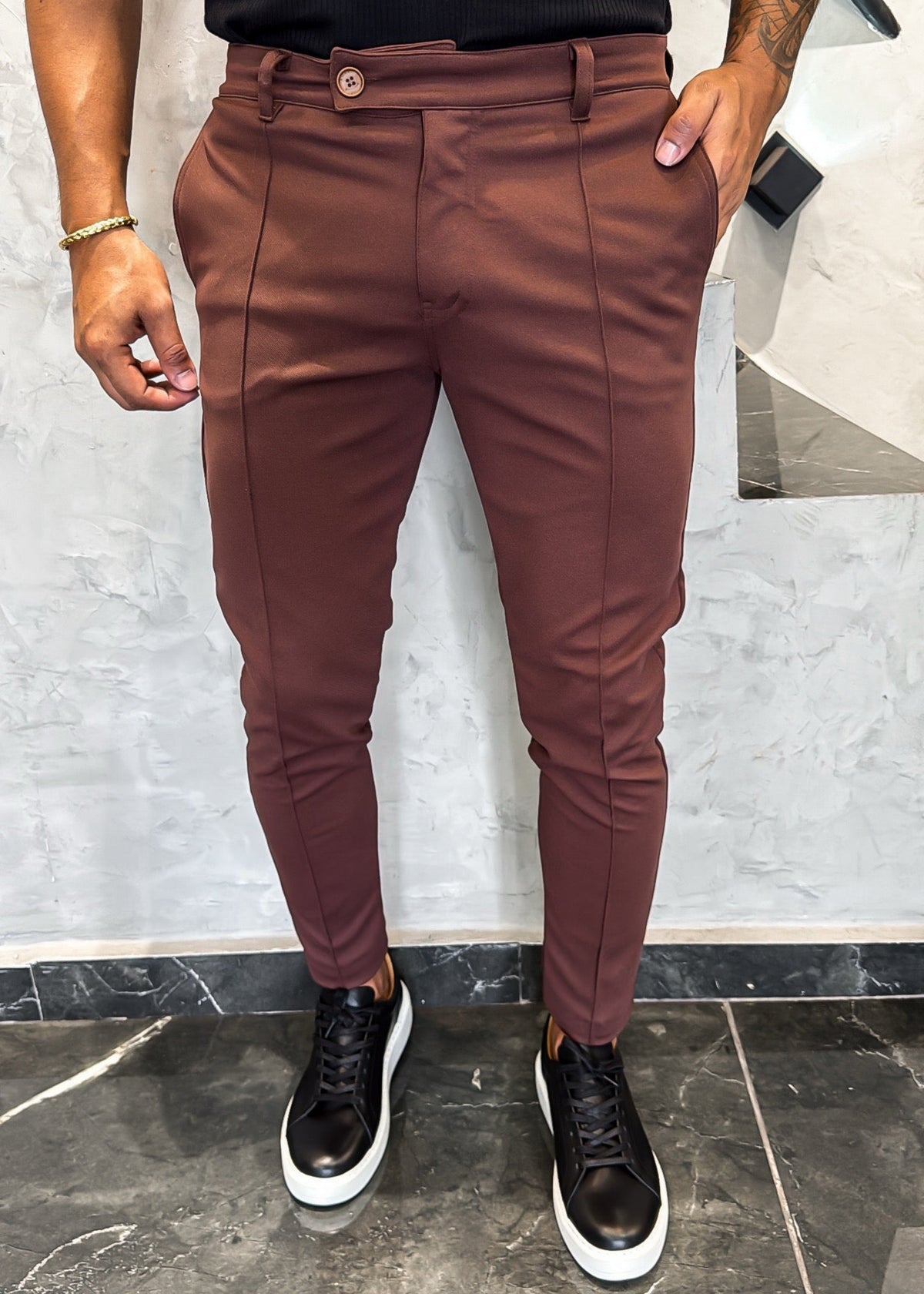 Calça Alfaiataria Malha Encorpada Marrom/Bordo