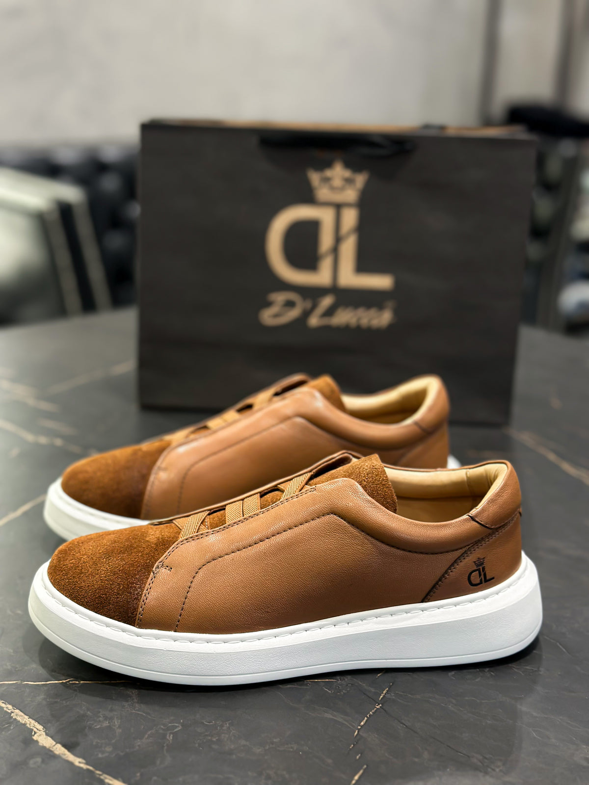 Sneaker DL67 Elástico Havana