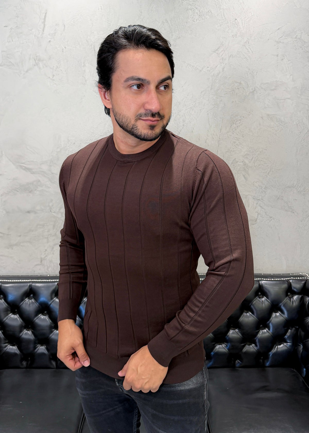 Suéter em Tricô Canelada Marrom