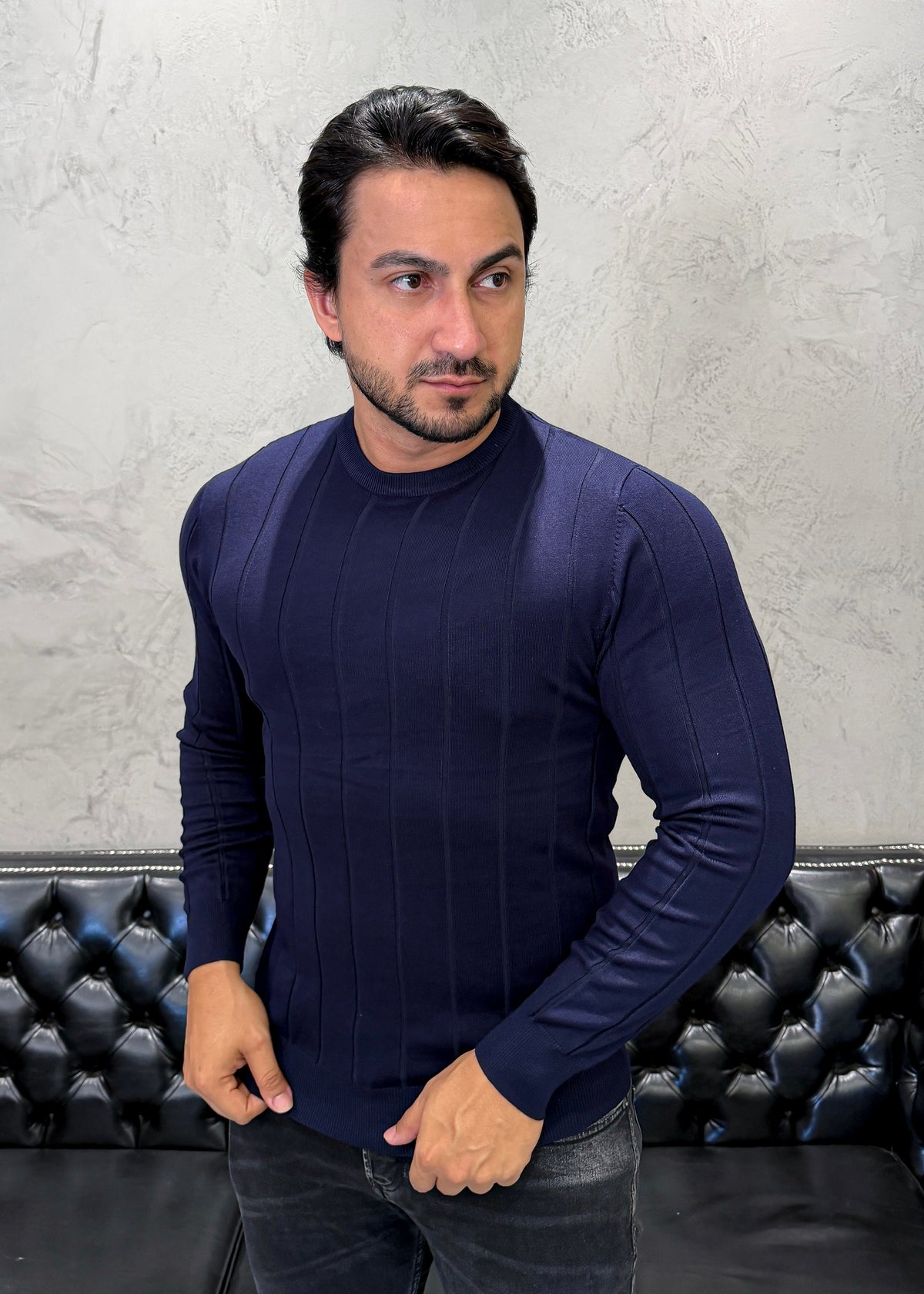 Suéter em Tricô Canelada Marinho