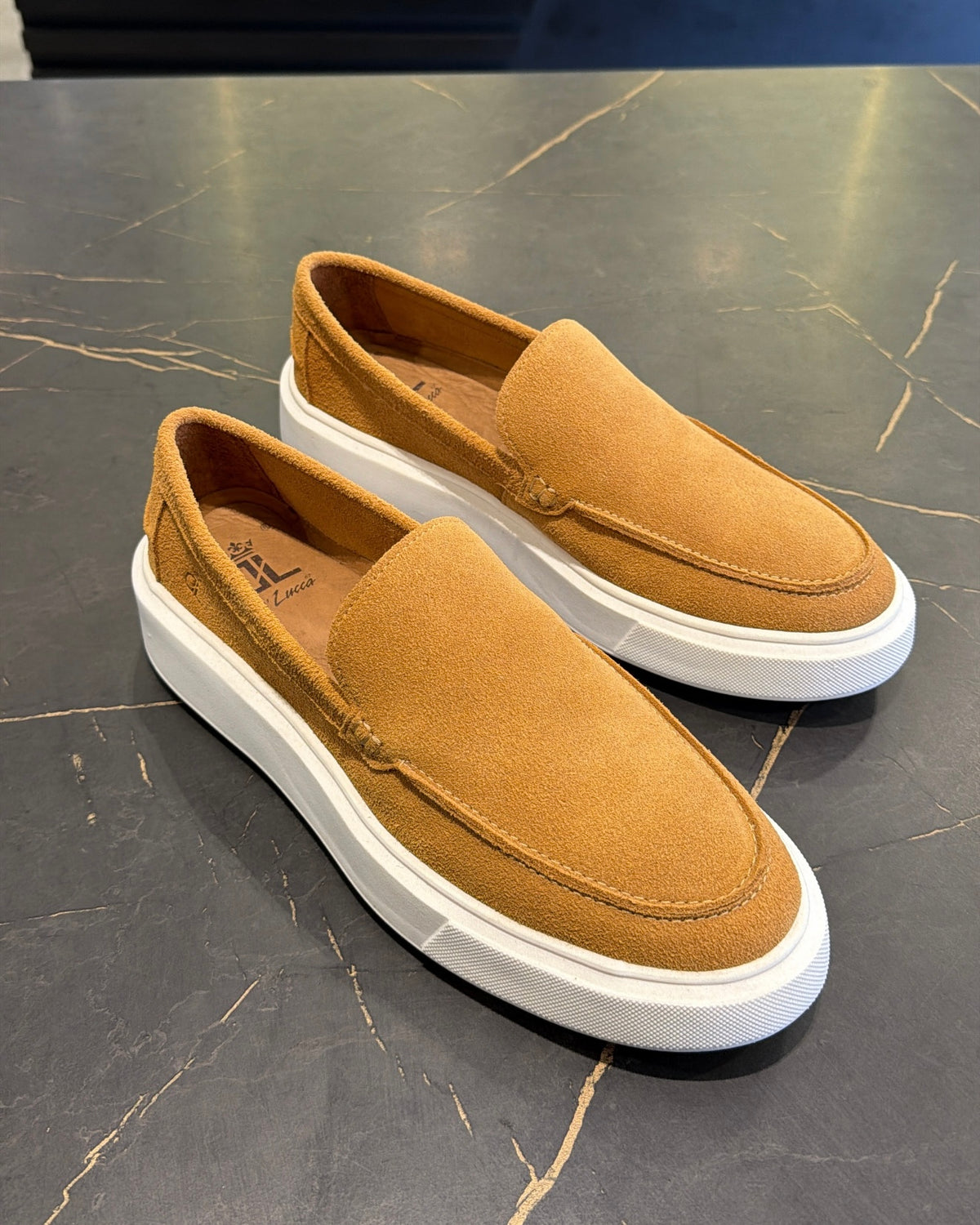 Loafer DL67 Caramelo