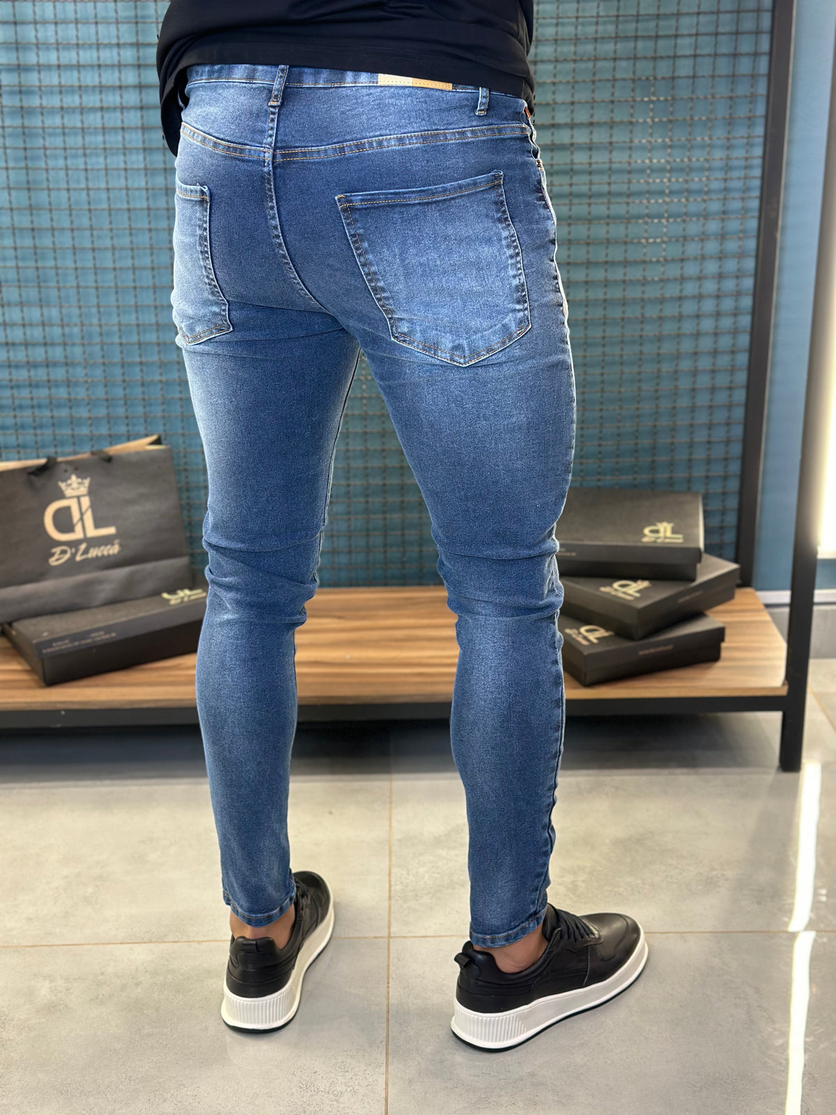 Calça Jeans Slim Fit
