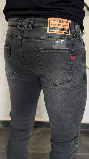 Calça Jeans DIESEL Slim