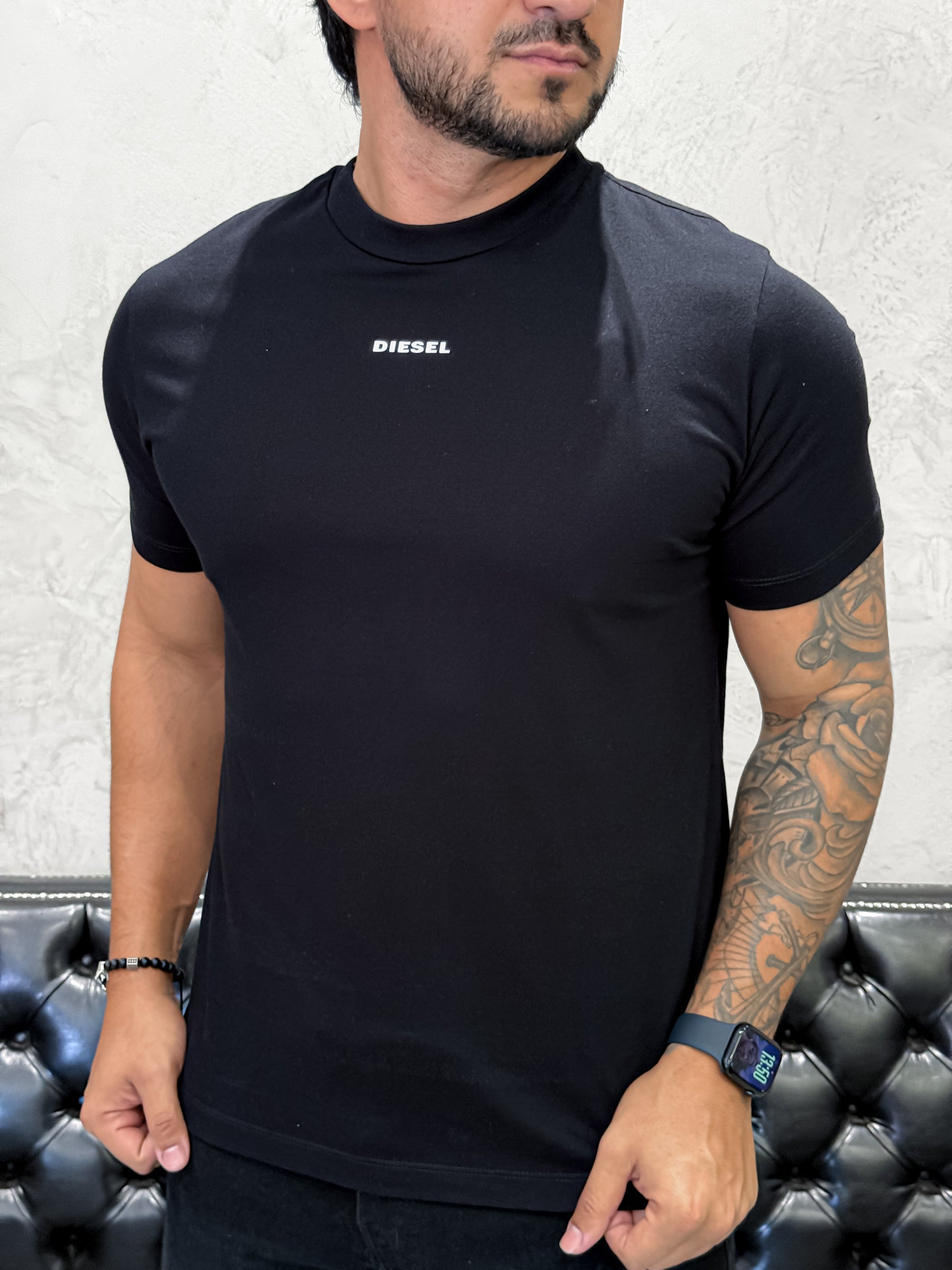 T-Shirt DIESEL Básica Preta