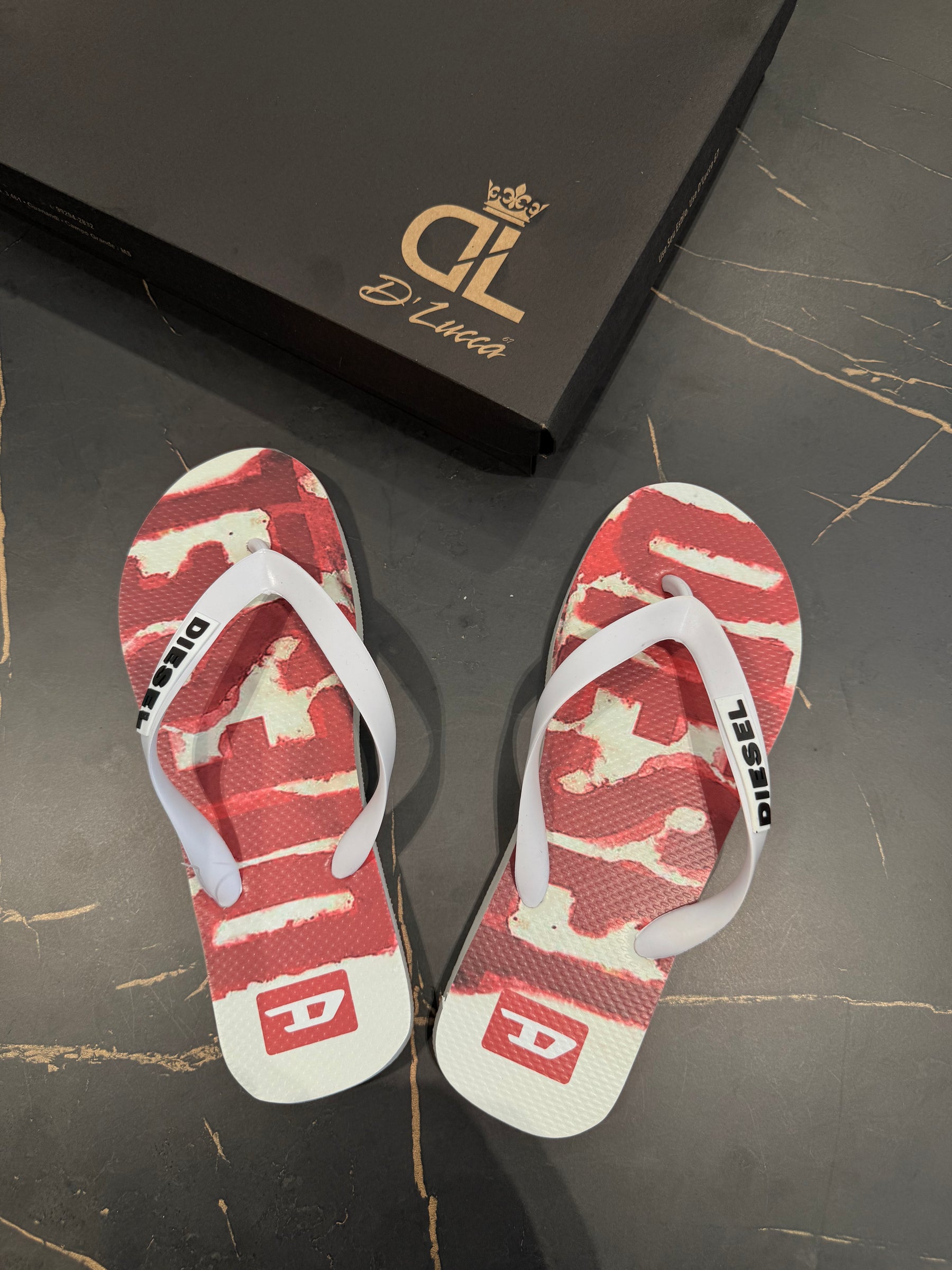 Chinelo DIESEL