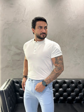 T-Shirt Básica Henley Off