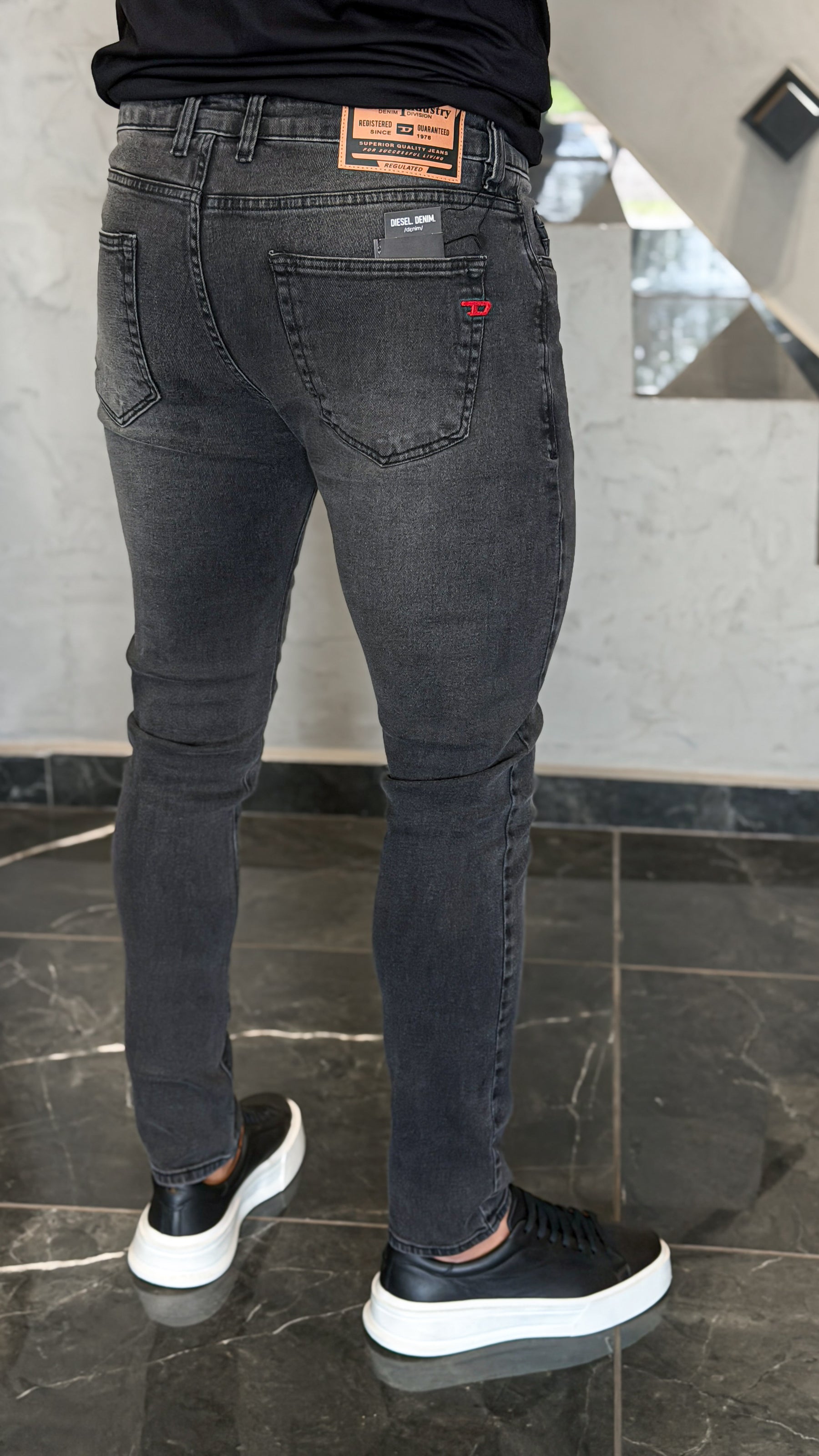 Calça Jeans DIESEL Slim
