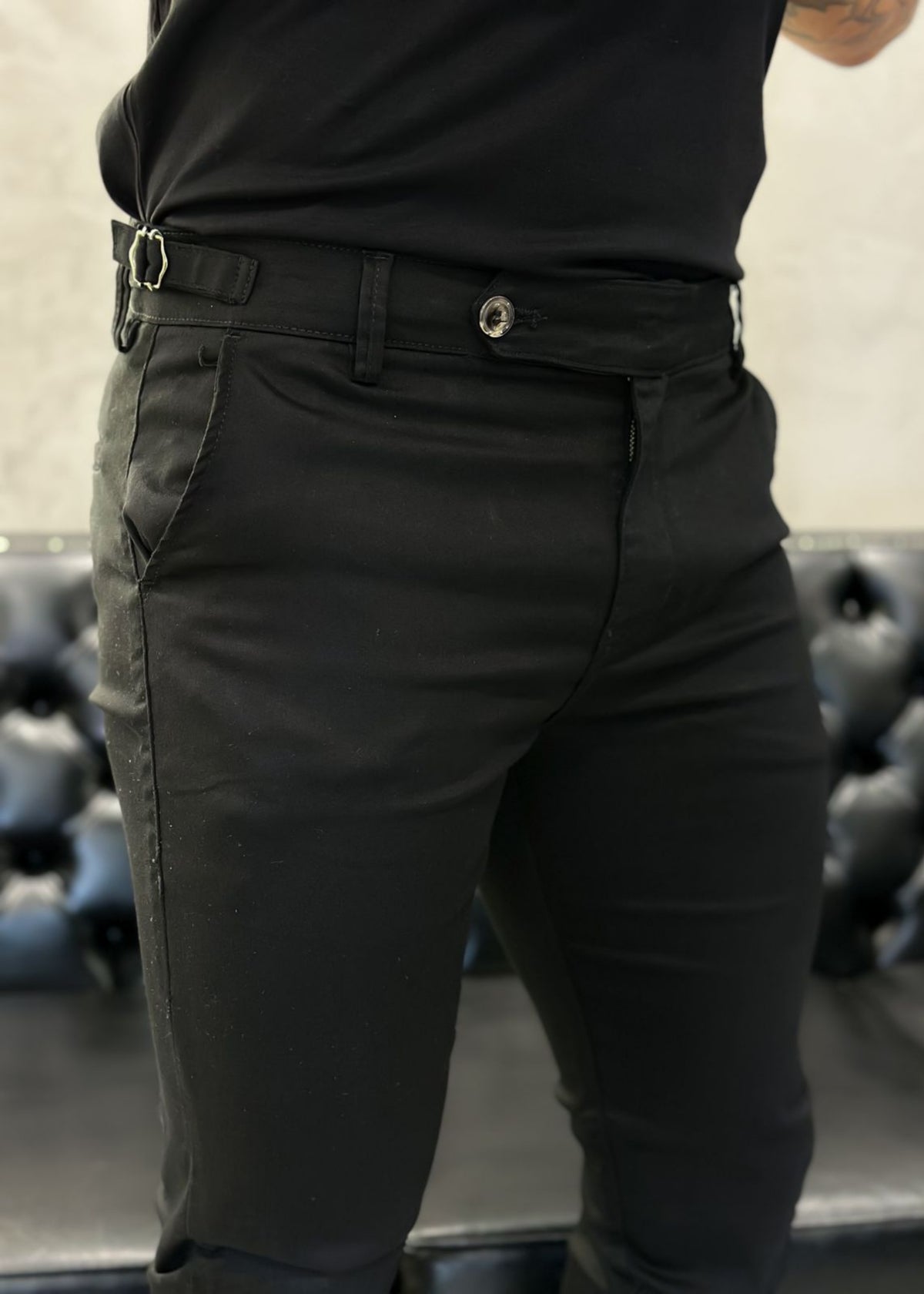 Calça Alfaiataria c/ Ajuste Preta Sarja
