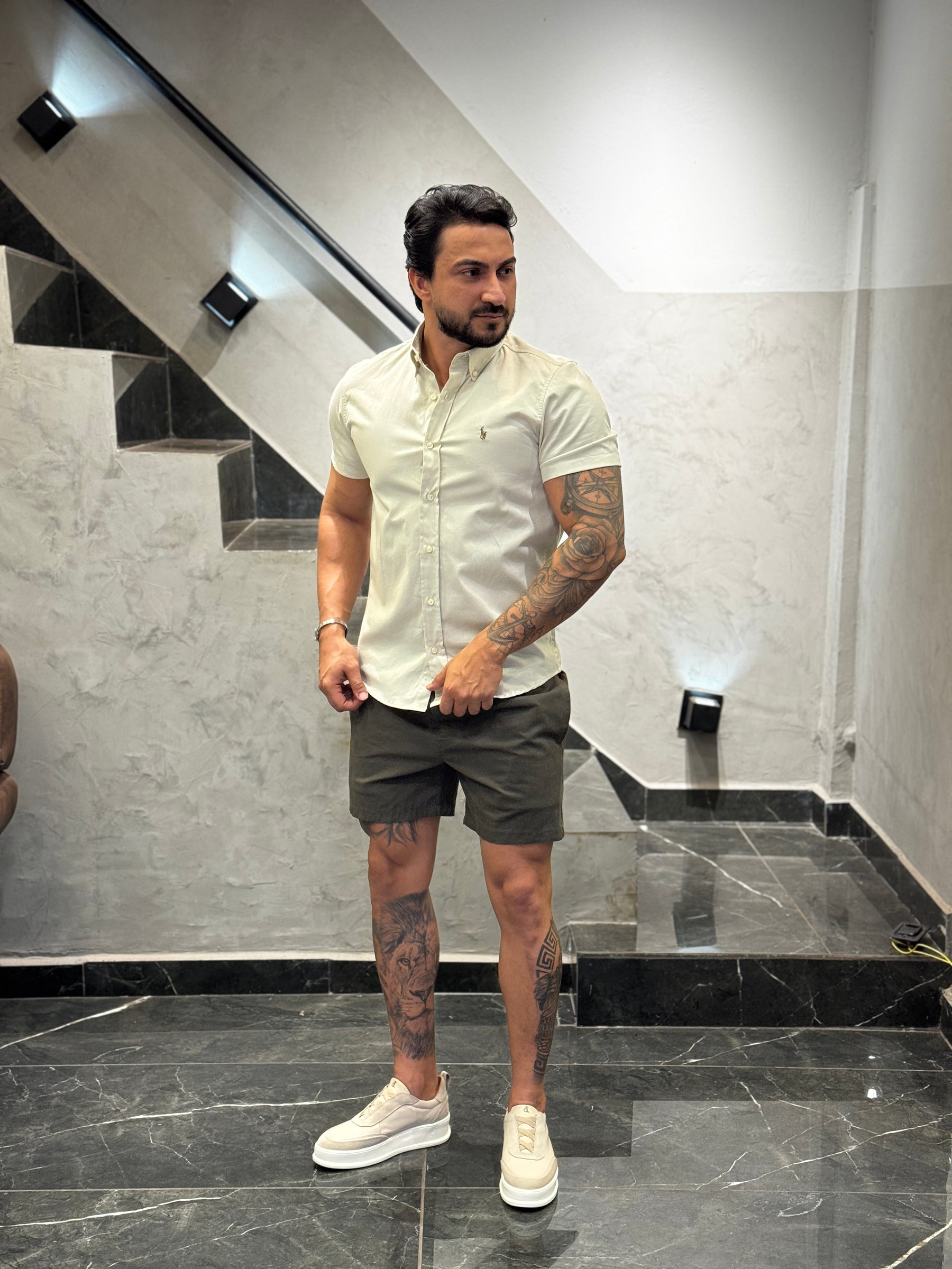 Short Sarja Verde Musgo