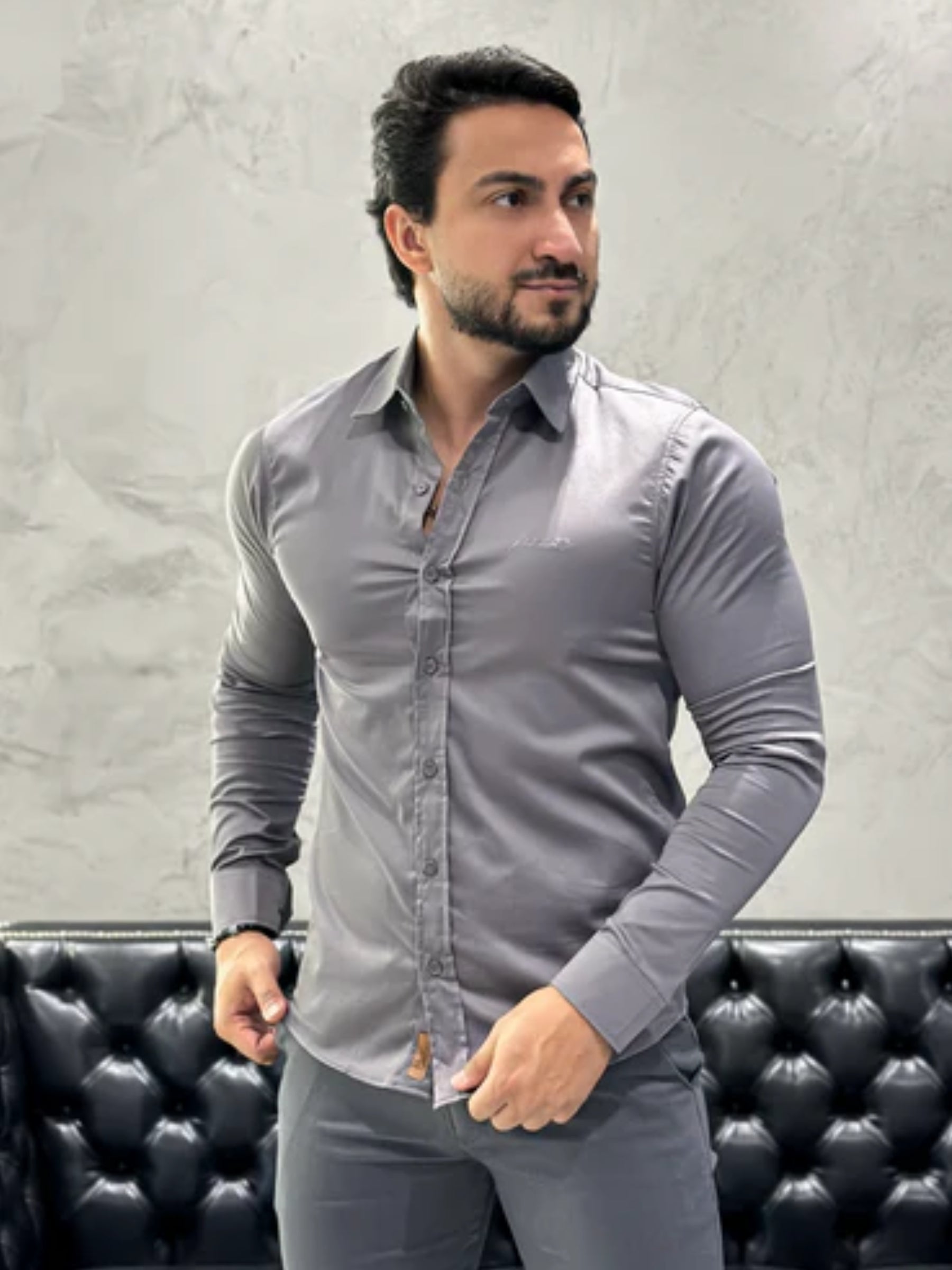Camisa Acetinada c/ Elastano Slim Cinza