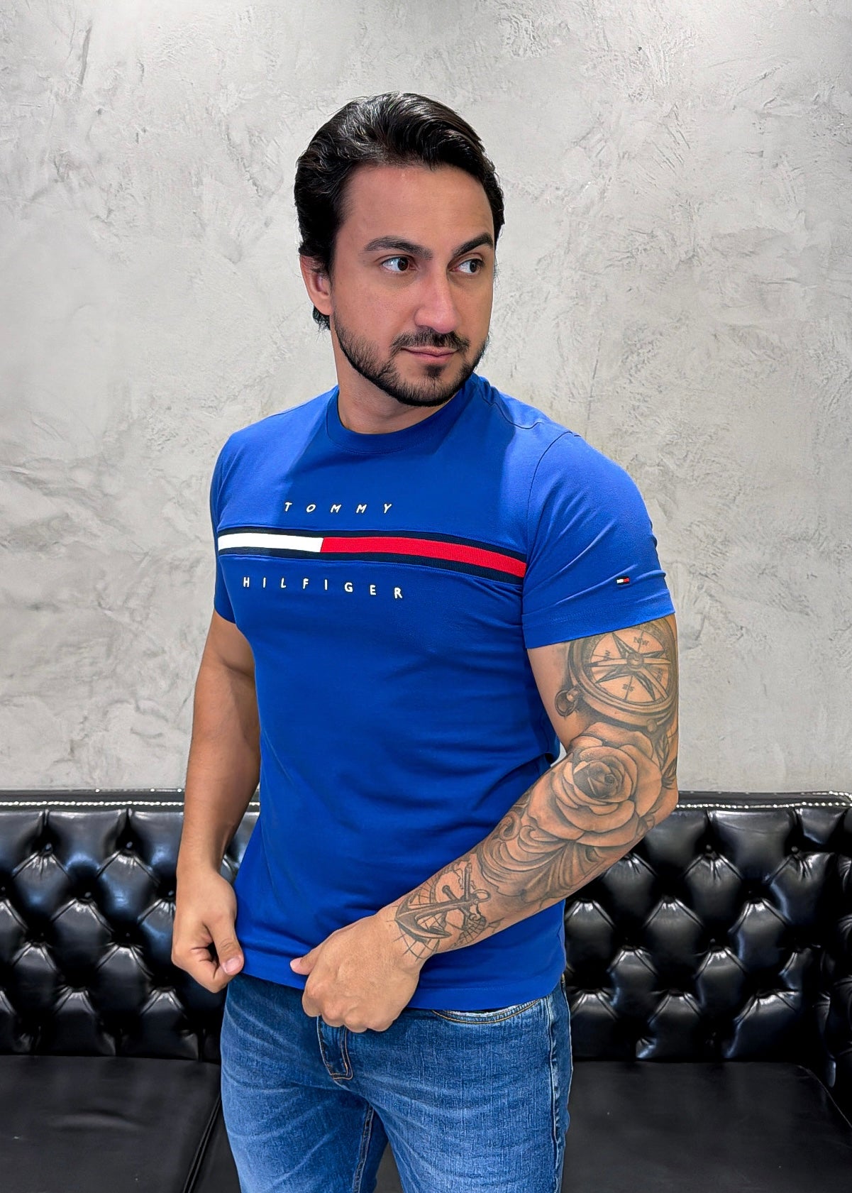 Camiseta T.H.