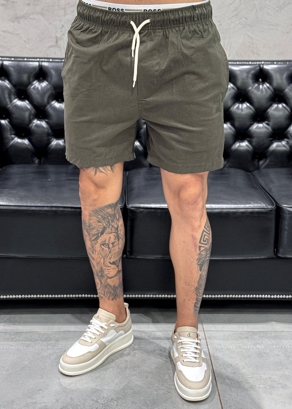 Short Sarja Verde Musgo