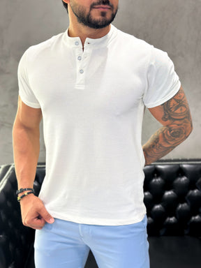 T-Shirt Básica Henley Off
