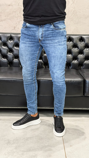 Calça Jeans Slim Fit