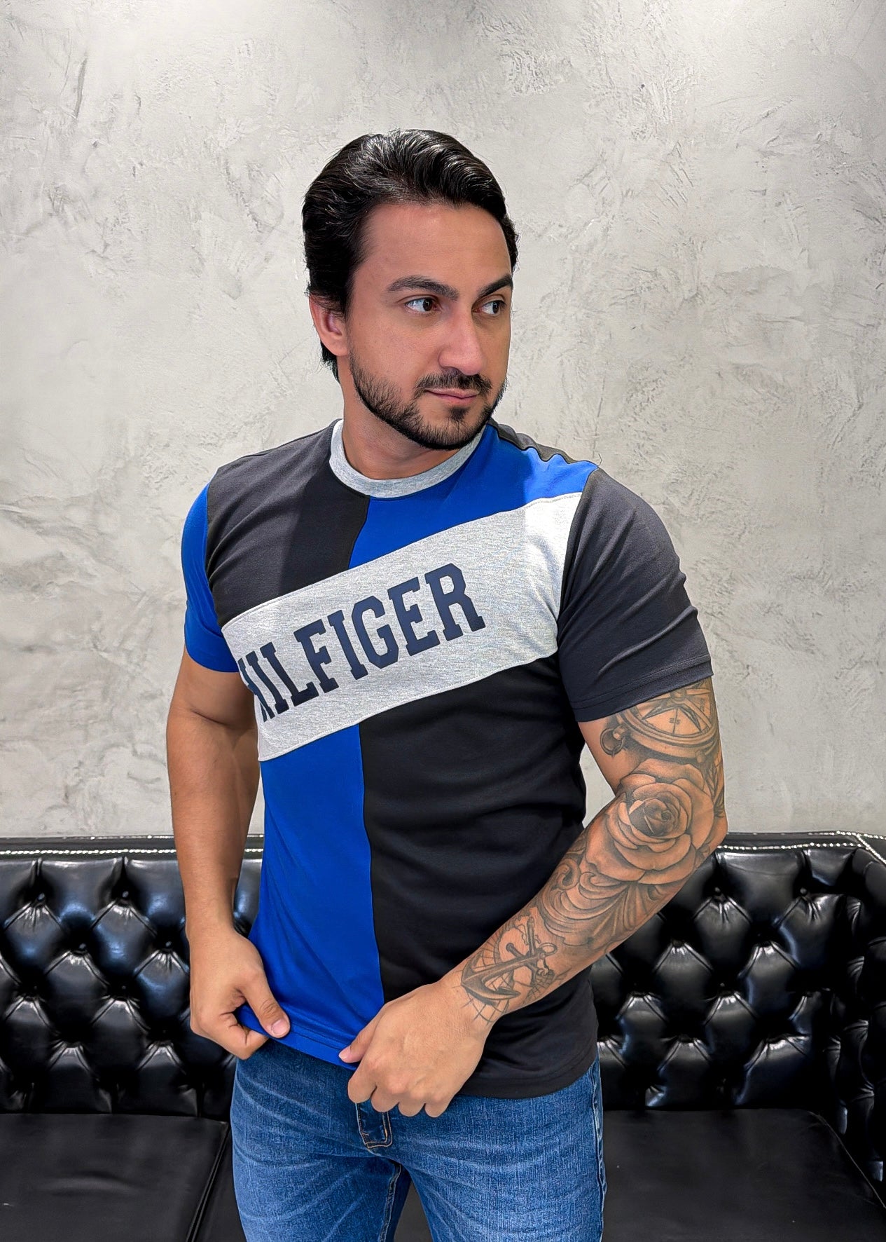 Camiseta T.H.