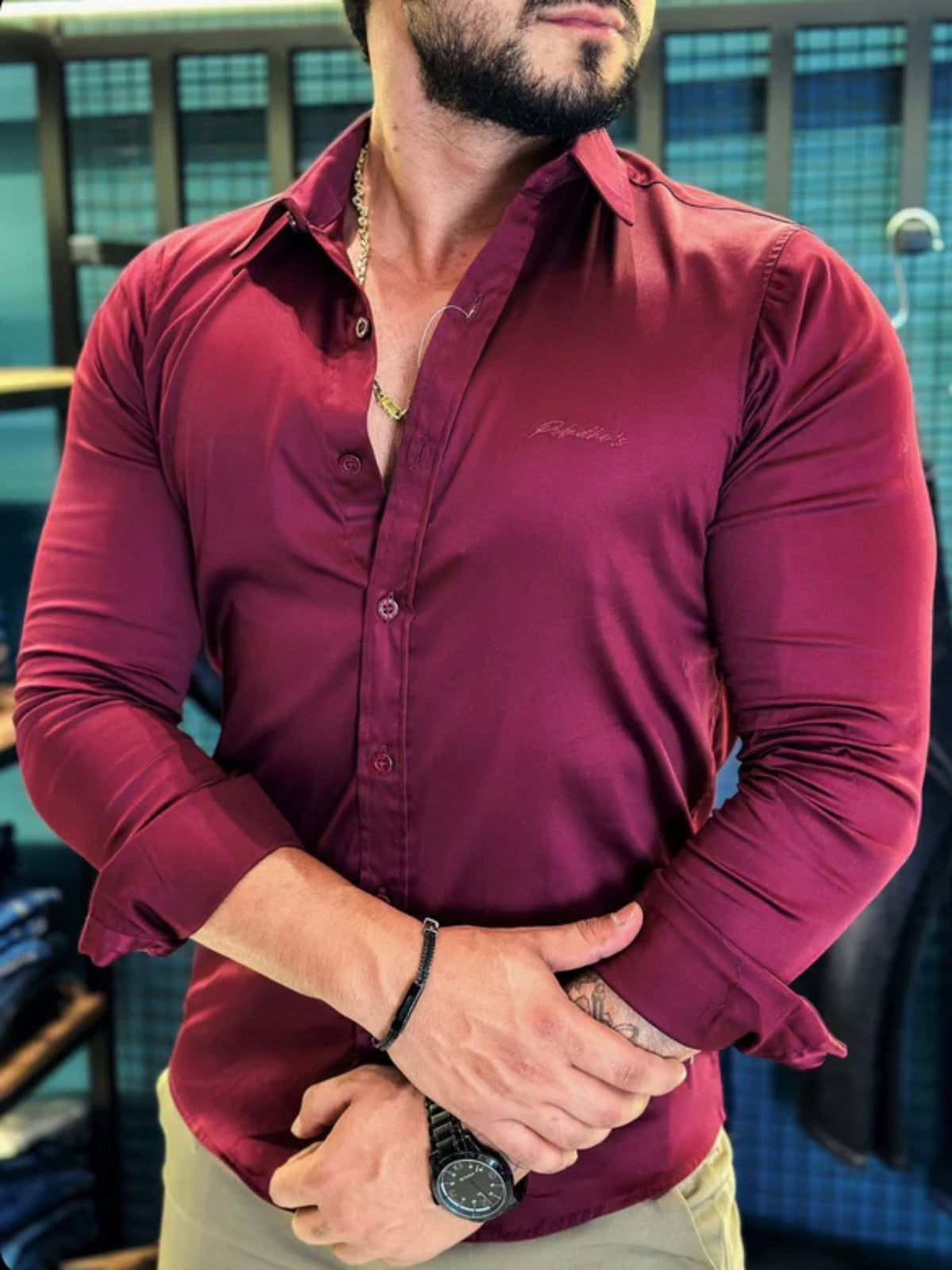 Camisa Super Slim Gola Padre Acetinada Bordo